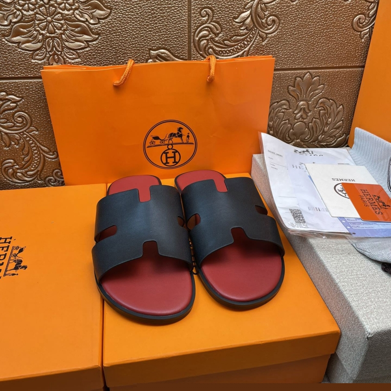 H**mes slippers